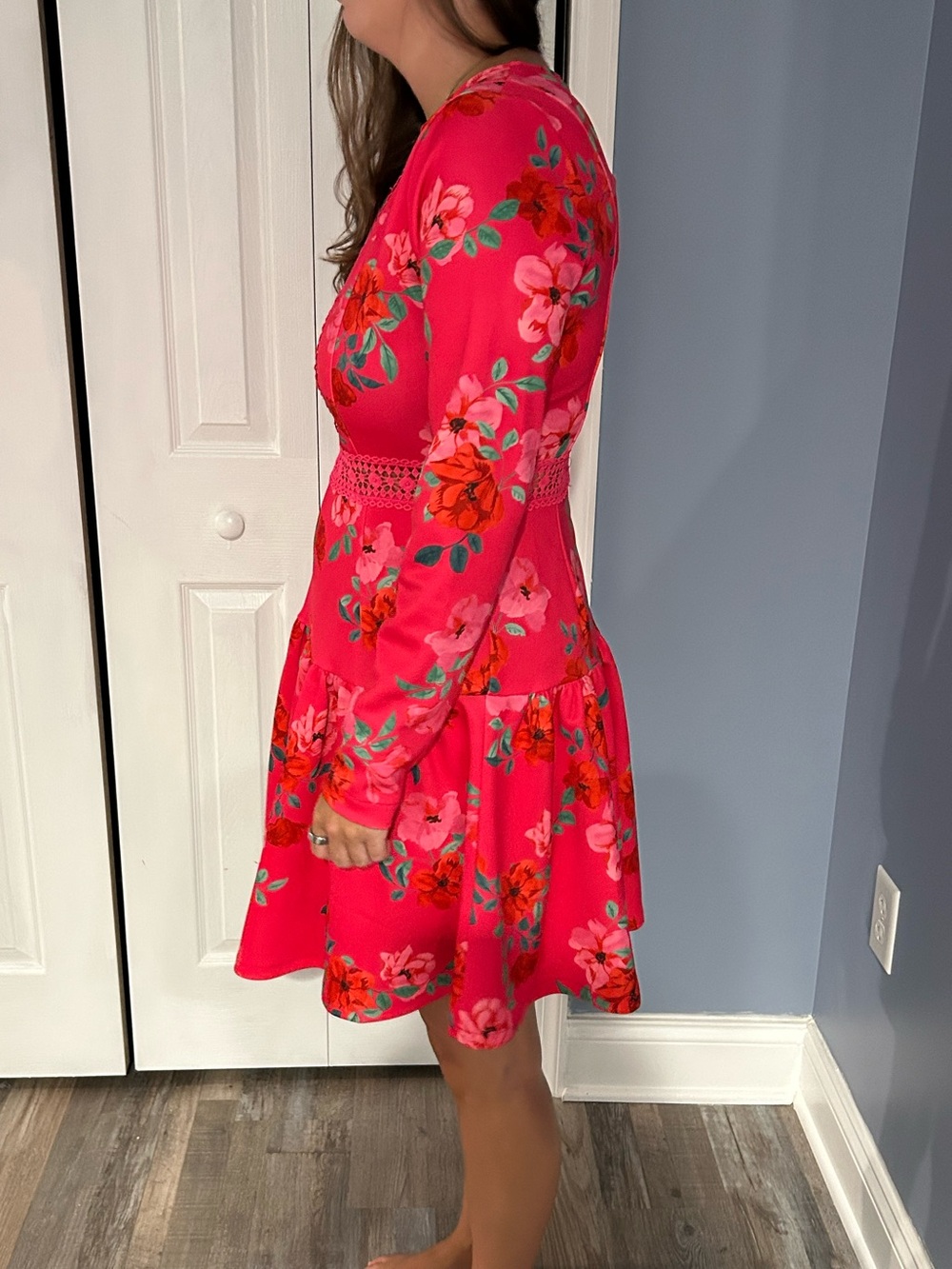 Alexia Admor Hot Pink Floral Midi Dress with Lace Trim - Picture 2 of 6